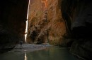 Zion_0355_Narrows * Waiting for Dad * 3008 x 2000 * (1.11MB)