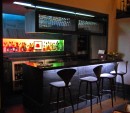 QC109 * Another bar in Auberge Saint-Antoine, the boutique hotel/museum housing Panache. * 2411 x 2103 * (1.53MB)